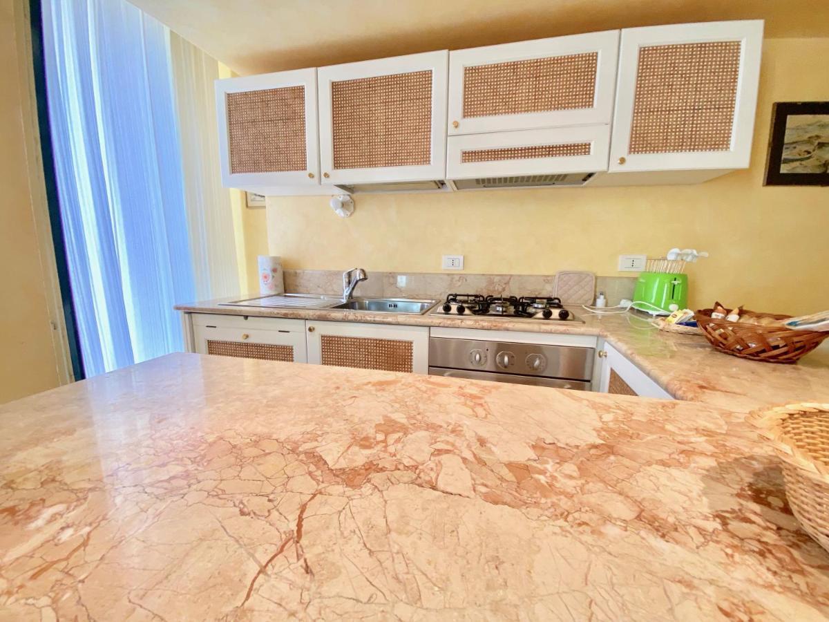 タオルミーナCasa Umberto Iアパートメント エクステリア 写真